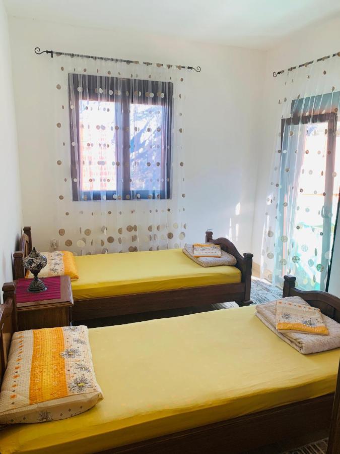 Appartamento Gara 5 Cattaro Esterno foto